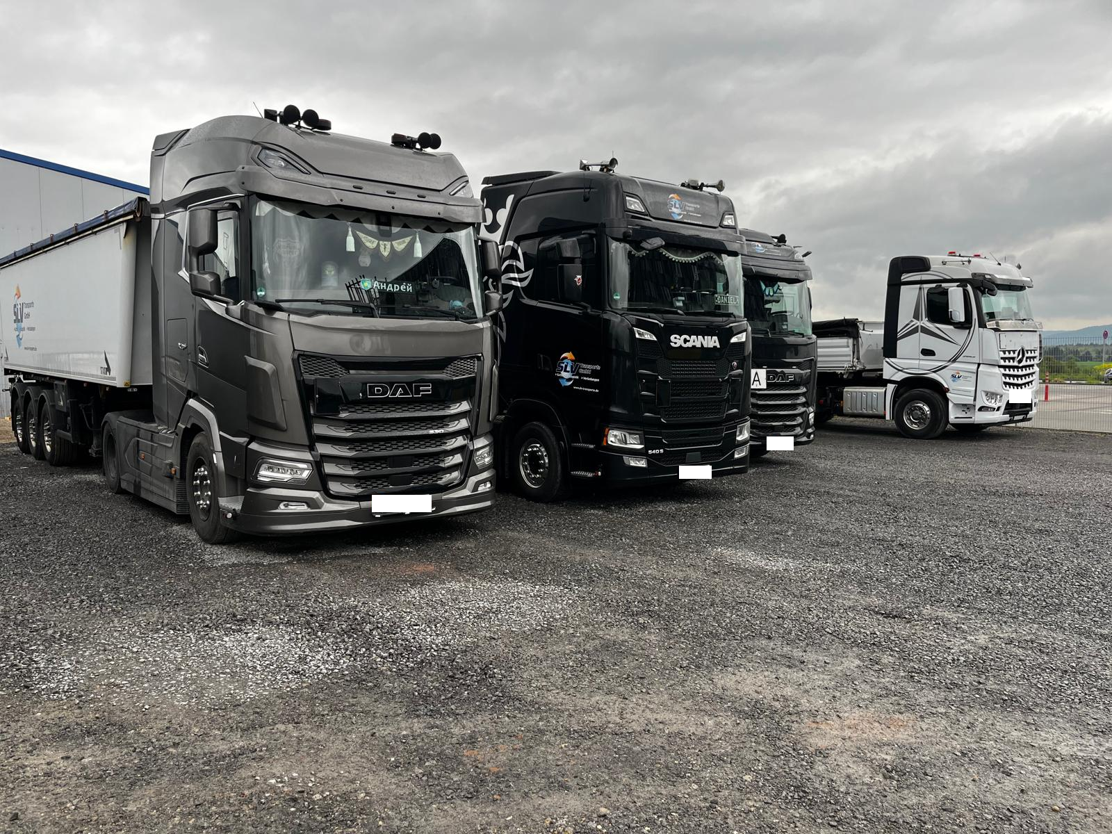 SLV Nutzfahrzeug aus der Flotte - Moderne Transporttechnik